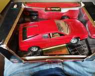 Burago Ferrari Testarossa 1984 special colection 1:18