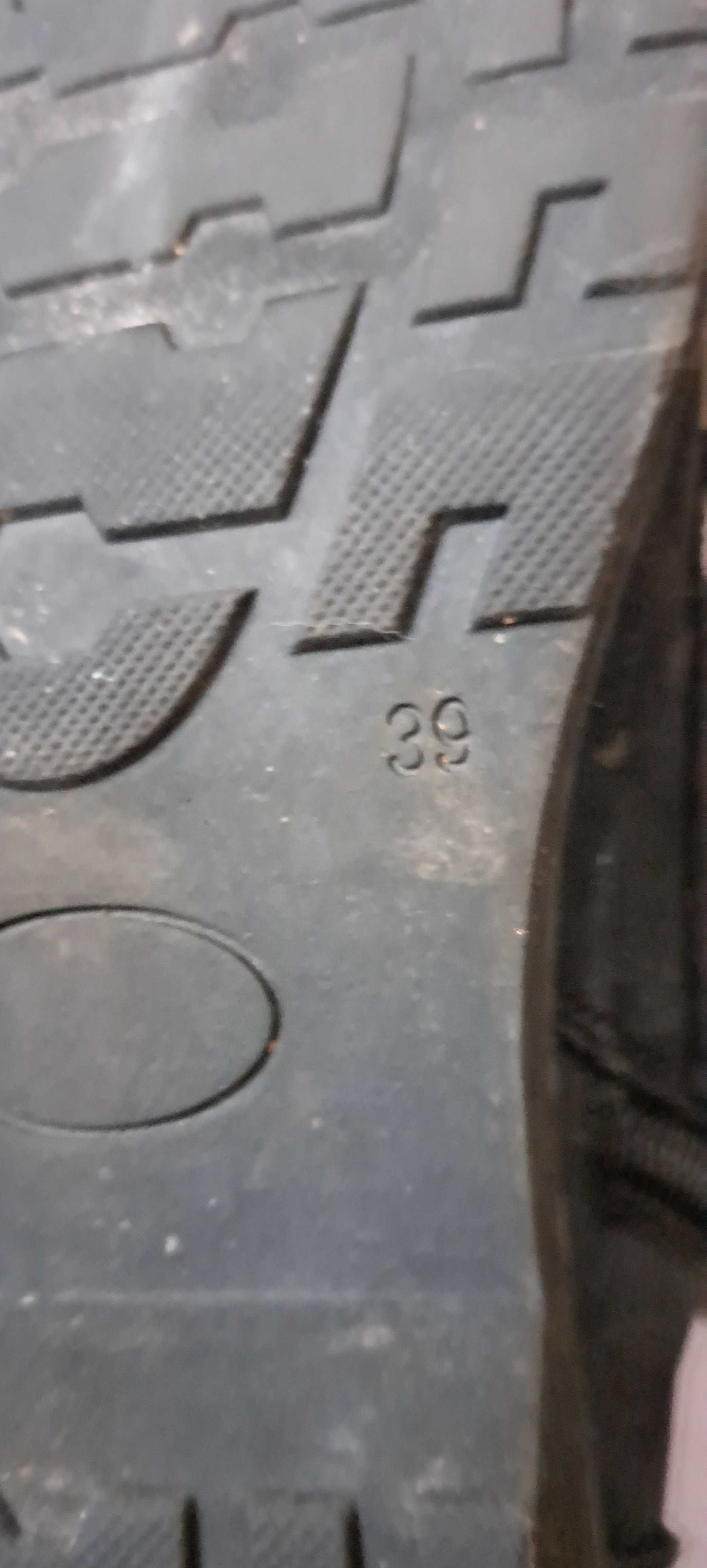 CCC śliczne botki r. 39