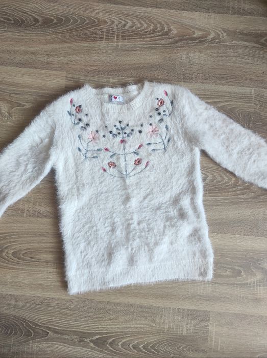 Кофточка на дівчинку 9-10 років