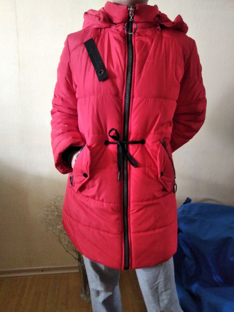 зимняя куртка, парка, почти новая, теплая, размер С, от 158 и выше