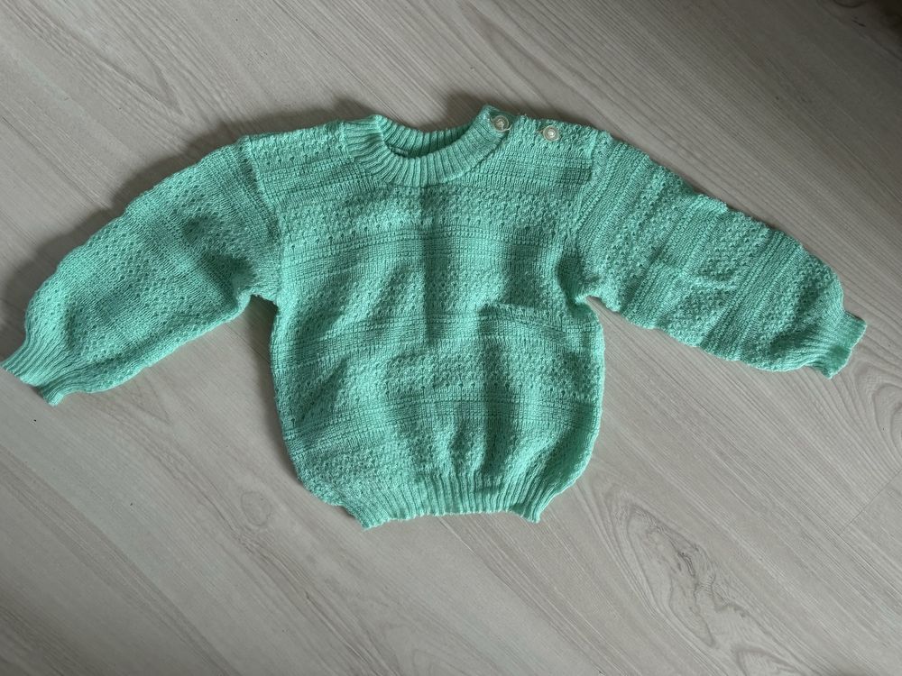 Sweterek handmade 74