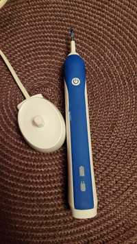 Szczoteczka Braun oral b 4000