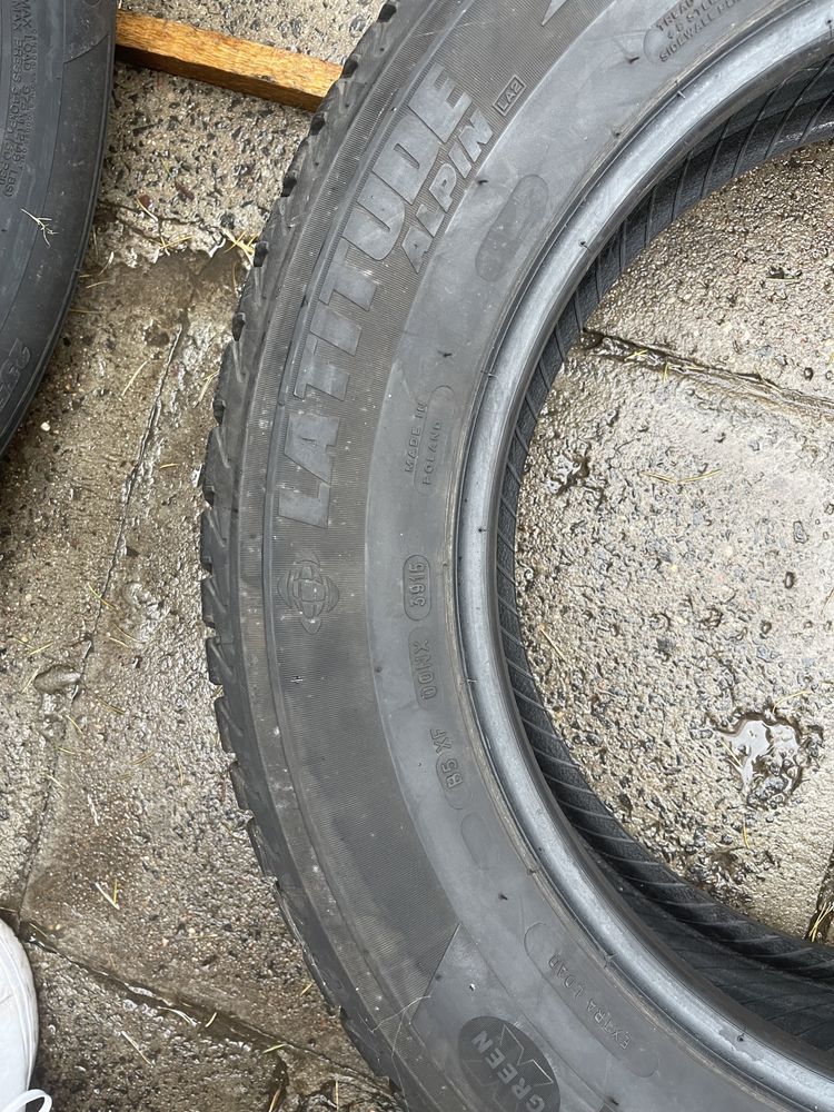 Opony zimowe 235/60/18 michelin