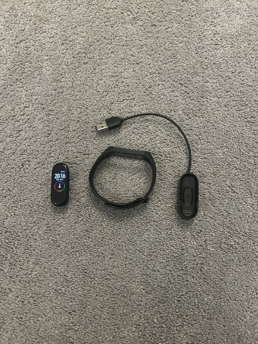 Opaska sportowa MI BAND 4