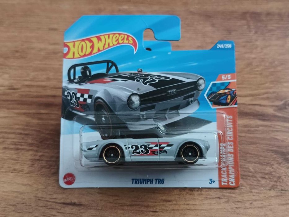 Hot Wheels Treasure Hunt TH Triumph TR6