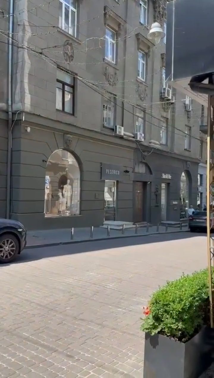 Крещатик Пассаж двухуровневая квартира