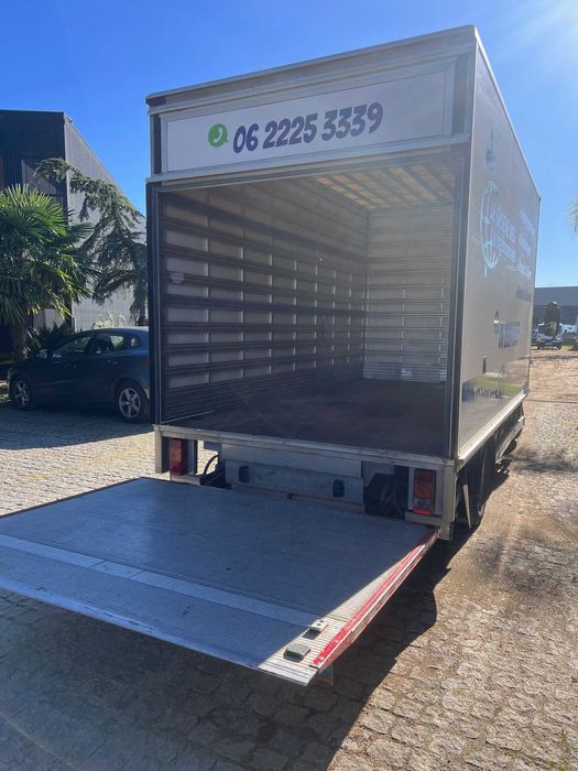 Carrinha Toyota dyna contentor 3.0CC