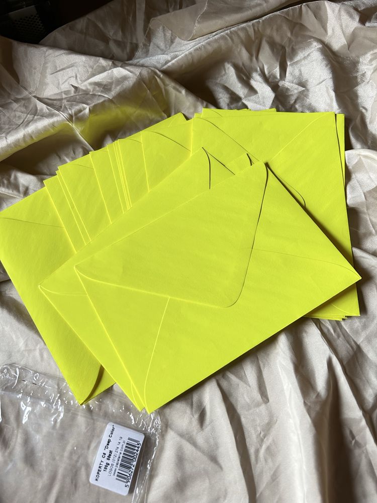 25 szt. Zestaw koperty żółte NEON fluo rozmiar C6