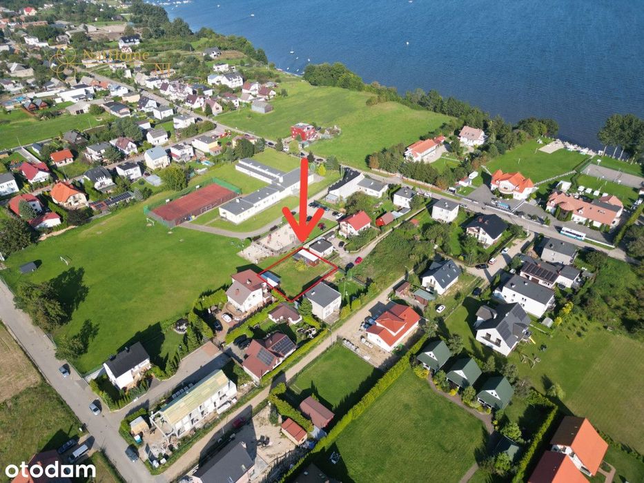 Urocza działka z 2 domkami 150m od linii brzegowej