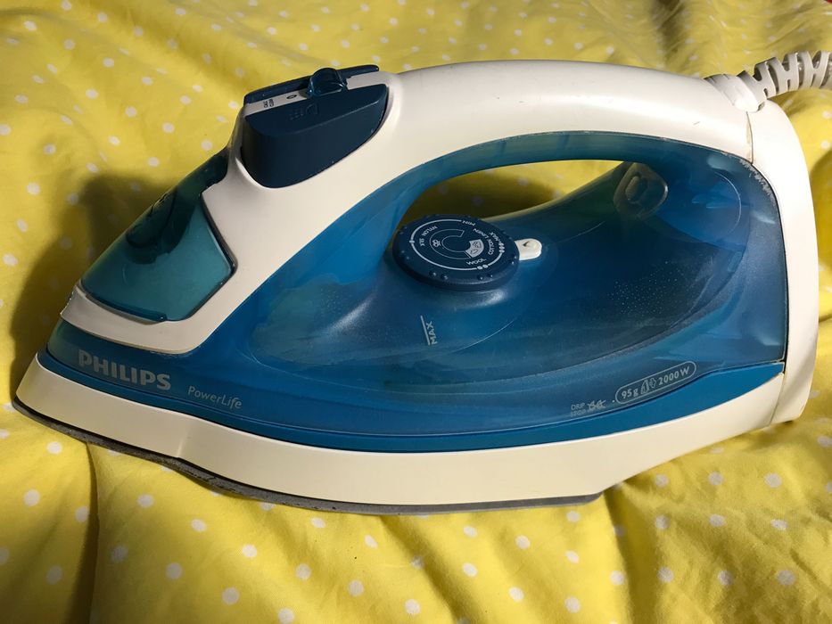 Праска Philips powerlife 2000w, паровий удар 95 g