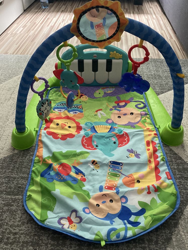 Mata edukacyjna fisher price z pianinkiem