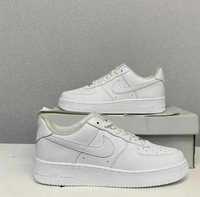 Nike Air Force 1 Low '07 White EU 44