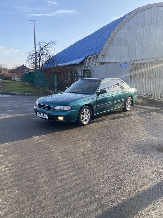 Продам Субаро легаси 1998 год 2л бензин полный привод