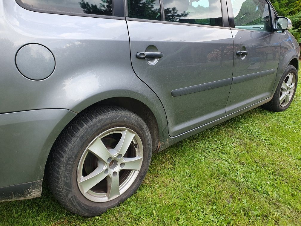 VW Touran 2004 1,9 tdi 105 km