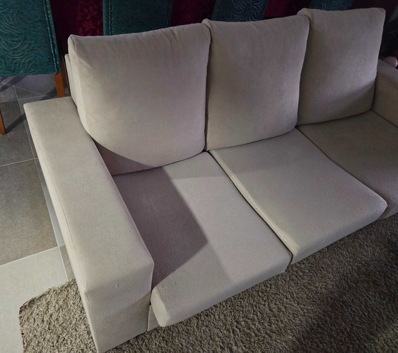 Sofa 3 lugares + chaise / puff