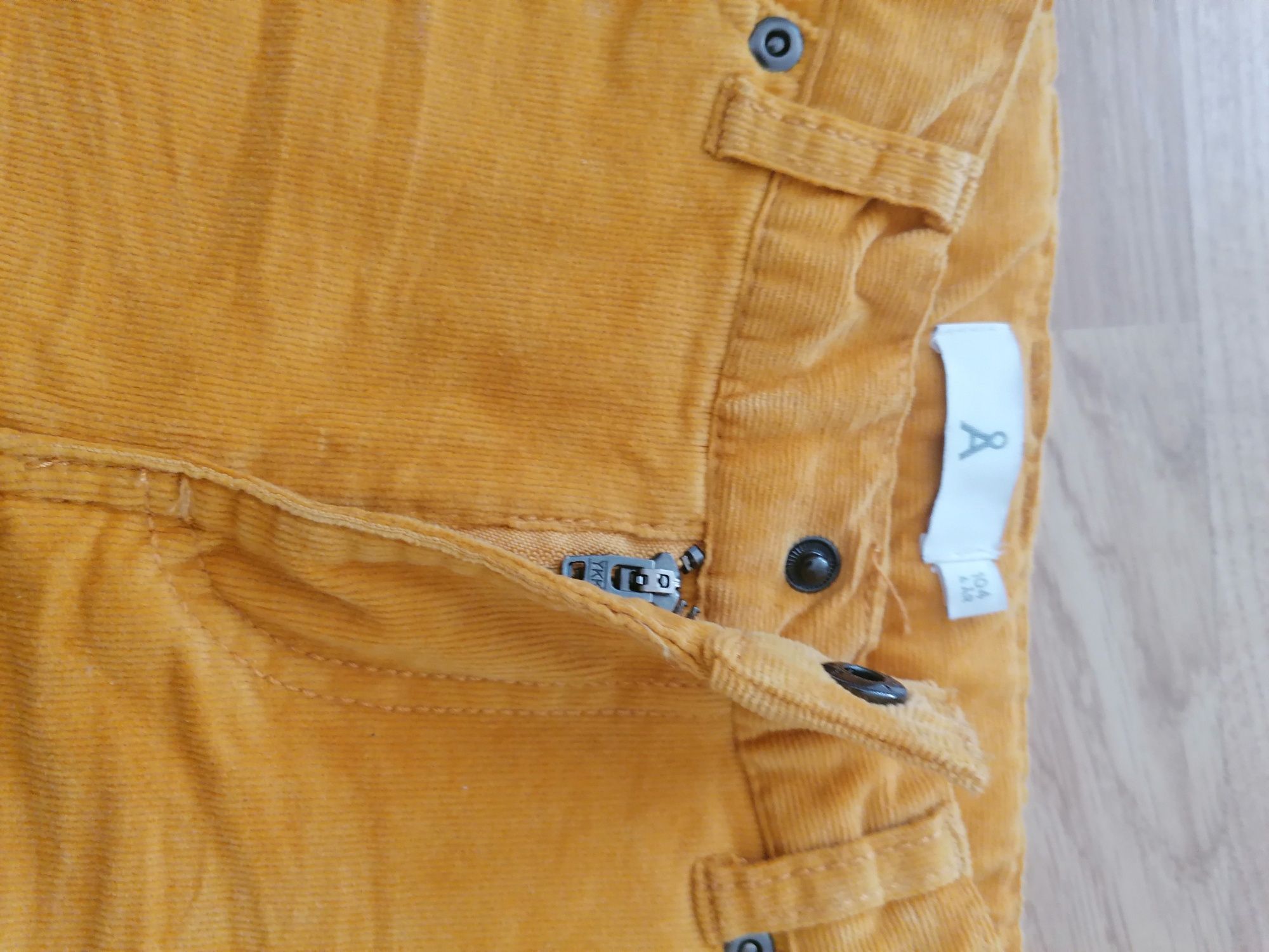 Spodnie chłopięce(stretch)żółte