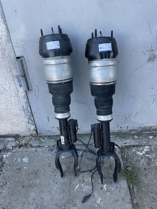 Продам стойки Mercedes gle