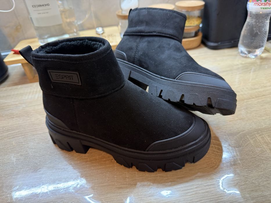 Esprit чоботи жіночі