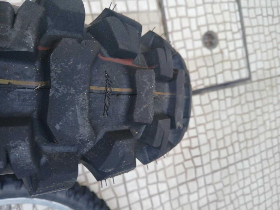 SUZUKI DR 650 SE impec com MUITO material