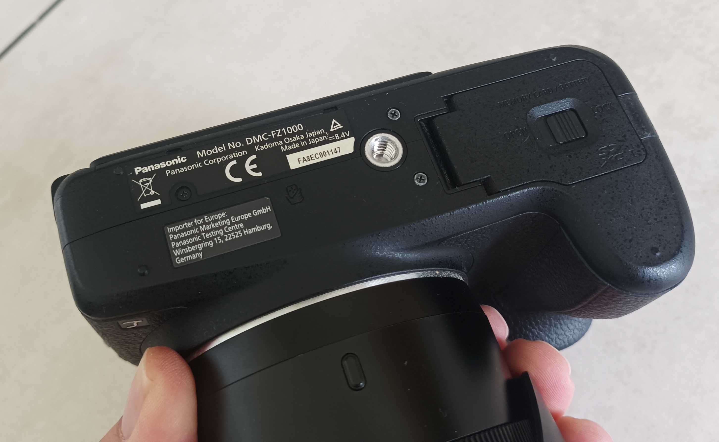 Panasonic Lumix FZ1000