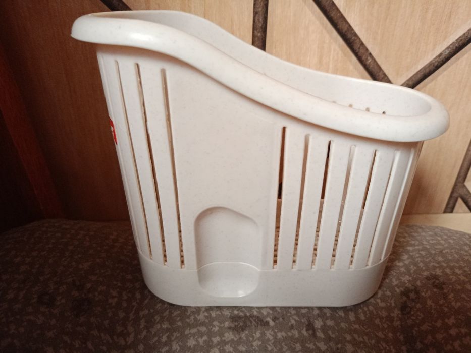 Ociekacz na sztućce plastikowy kremowy curver