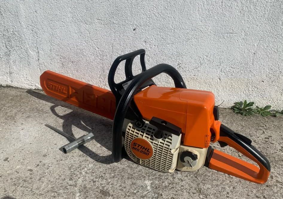 Motoserra stihl ms250