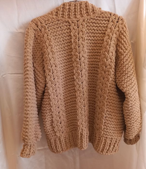 Кардиган з алізе пуфі
Дуже гарний та мягенький,чудово підійде на подар