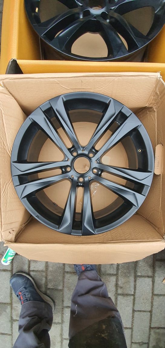 FELGI  20" 5x120 28et 9,5J