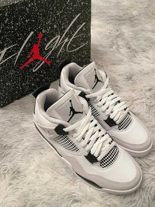 buty_Jordan_4_Retro_Military_Black_Espadryle/ Rozmiar 40