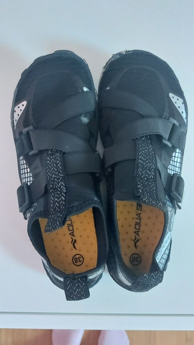Buty do wody na plażę Aqua Speed Lacerto r.38