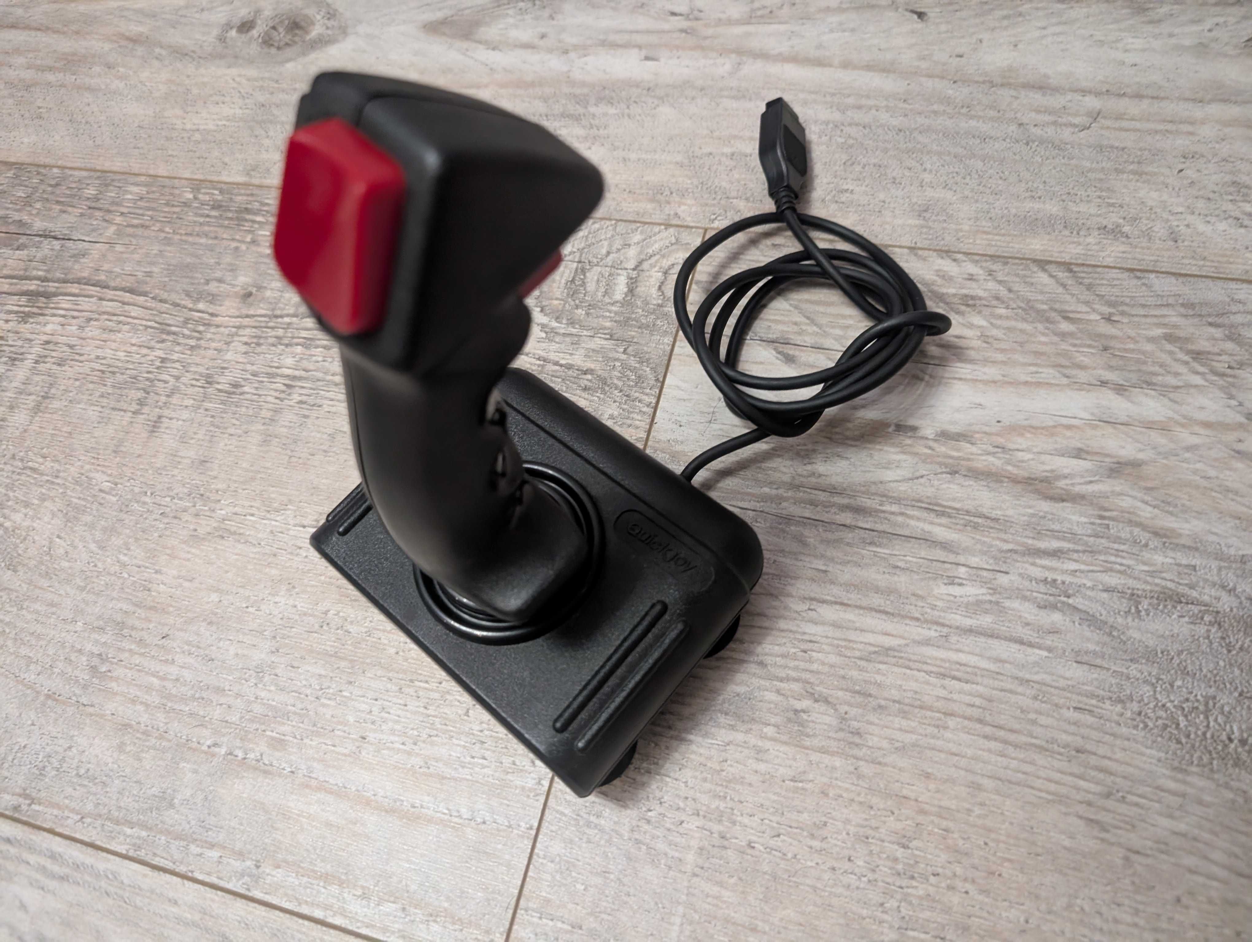 Quickshot sv-122 c64 amiga Atari joystick