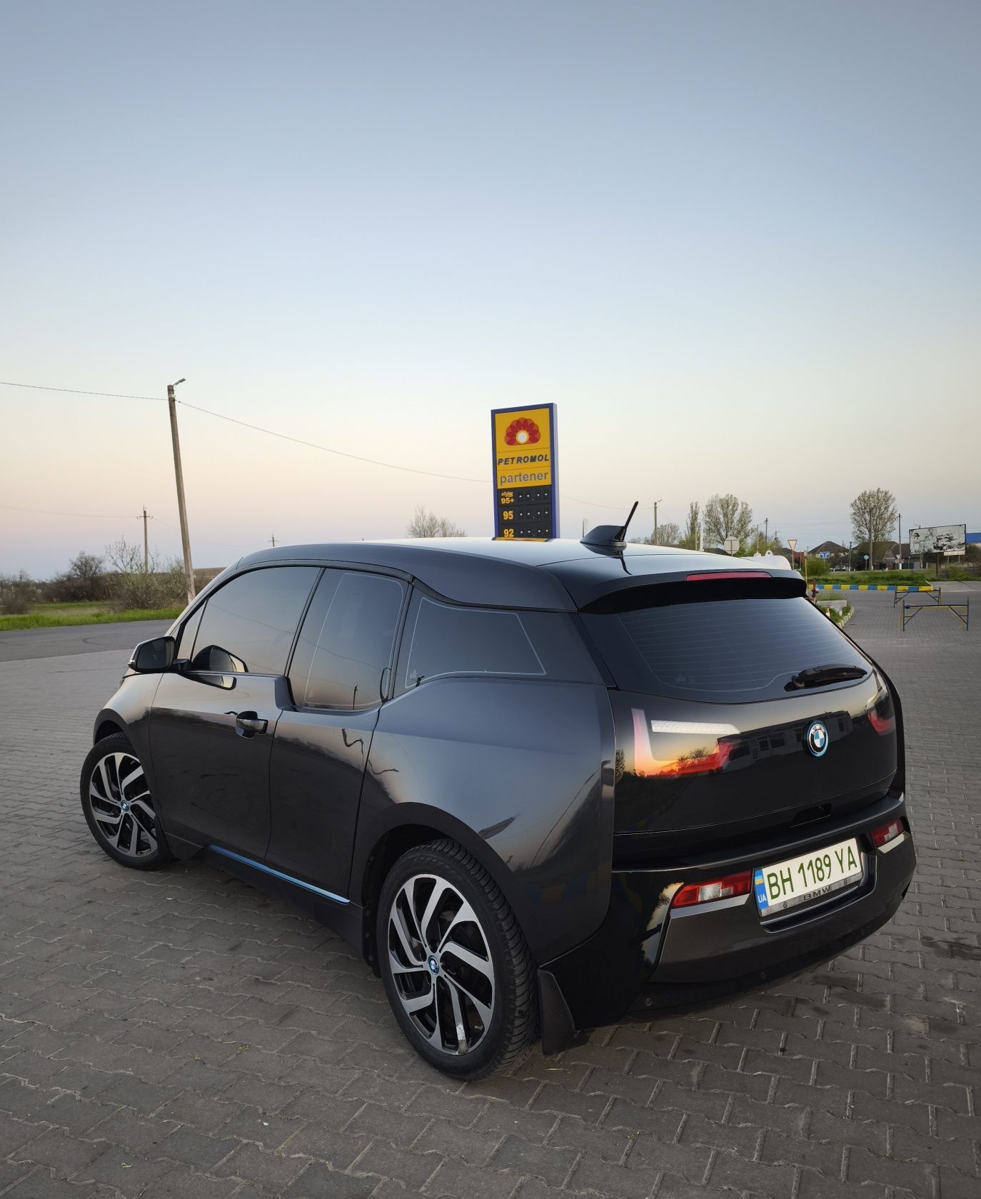 Продам БМВ i3 електро, терміново.