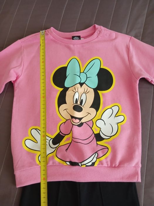 Новий костюмчик для дівчинки