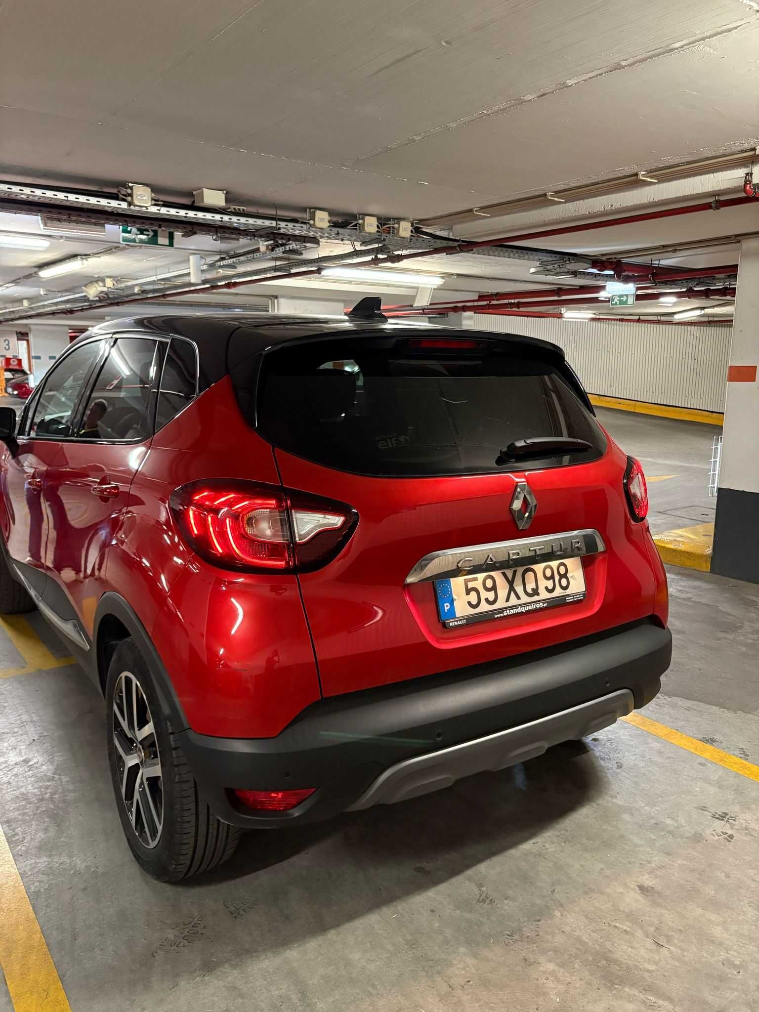 Renault Captur Red Edition 1.3 TCe 130CV - 32.385km | Impecável