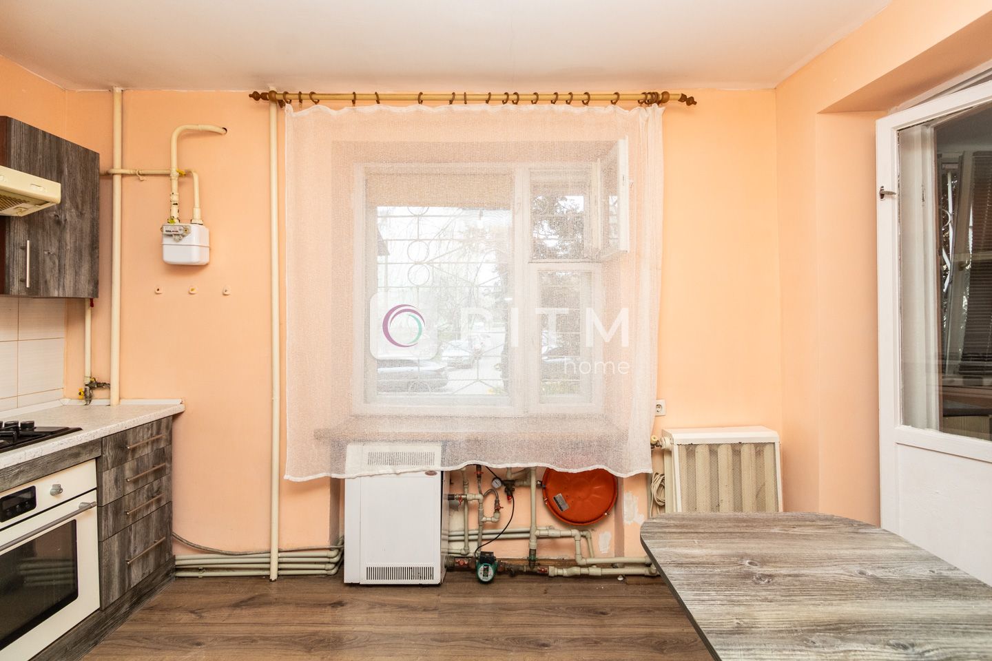 Продається 1-кімнатна квартира з покращеним плануванням — 40 м²
