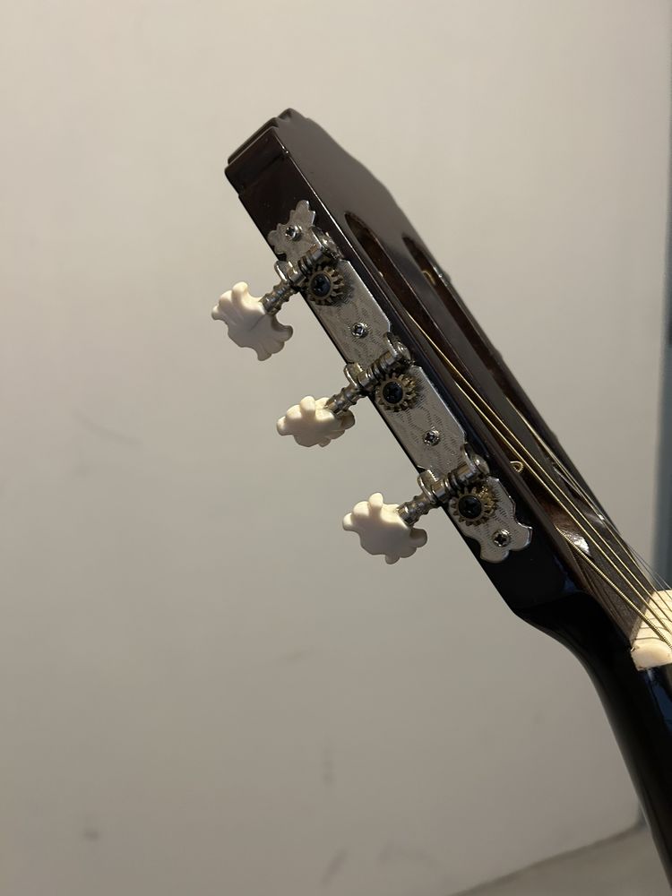 Gitara akustyczna