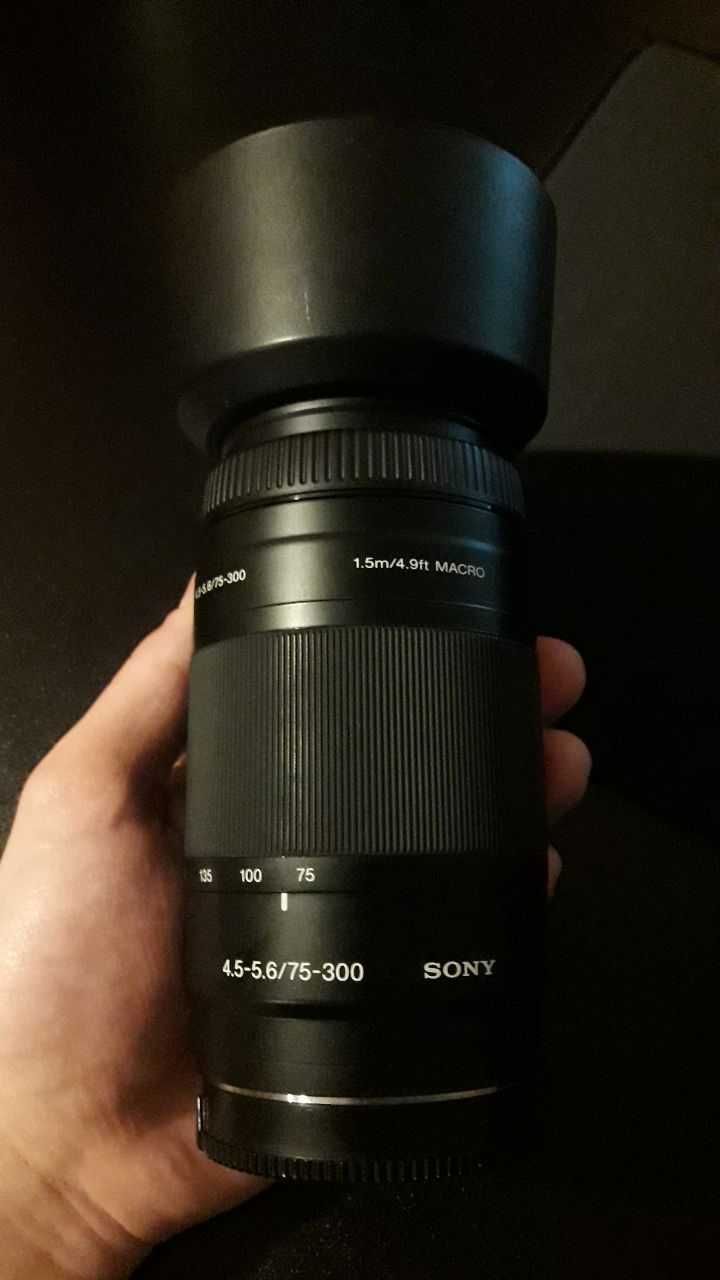 Об'єктив Sony 75-300mm f/4.5-5.6 (SAL75300)