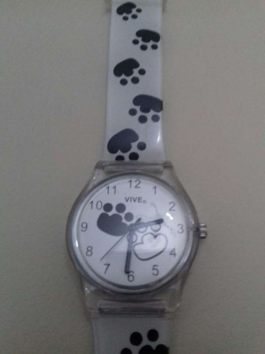 Relógio marca vive water resistant