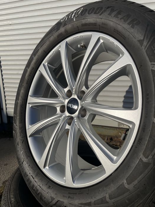 Продам комплект дисков OXXO 5/112/19