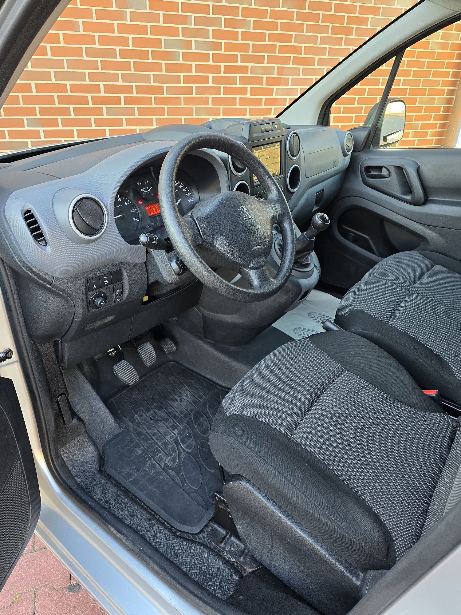 Peugeot Partner 1.6 HDI | 140.000KM | 3 LUGARES