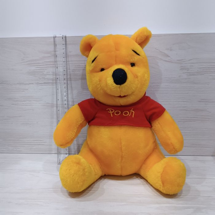 Kubuś Puchatek 30 cm