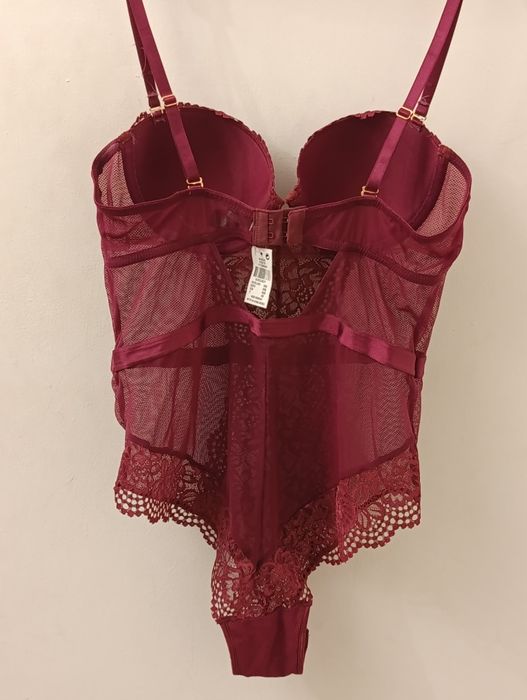 Body modelujące seksowne