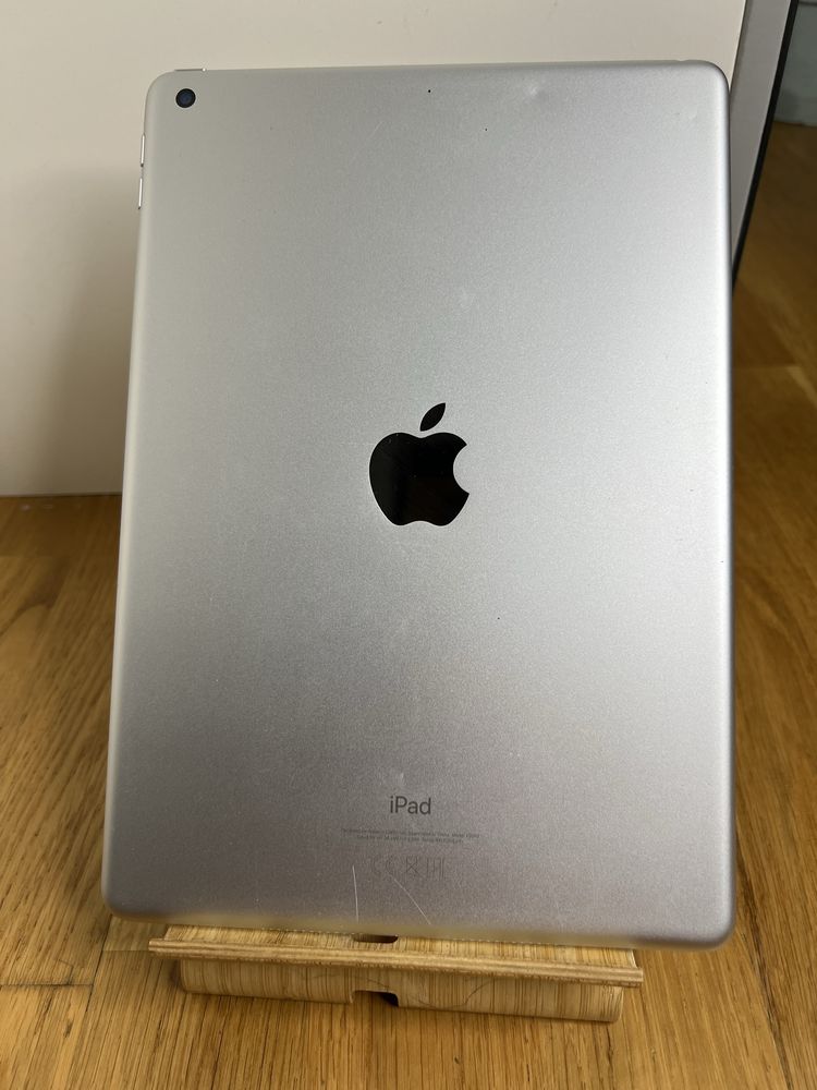 Ipad th9 256gb #1264