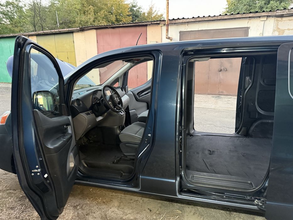 Nissan NV200 газ/бензин