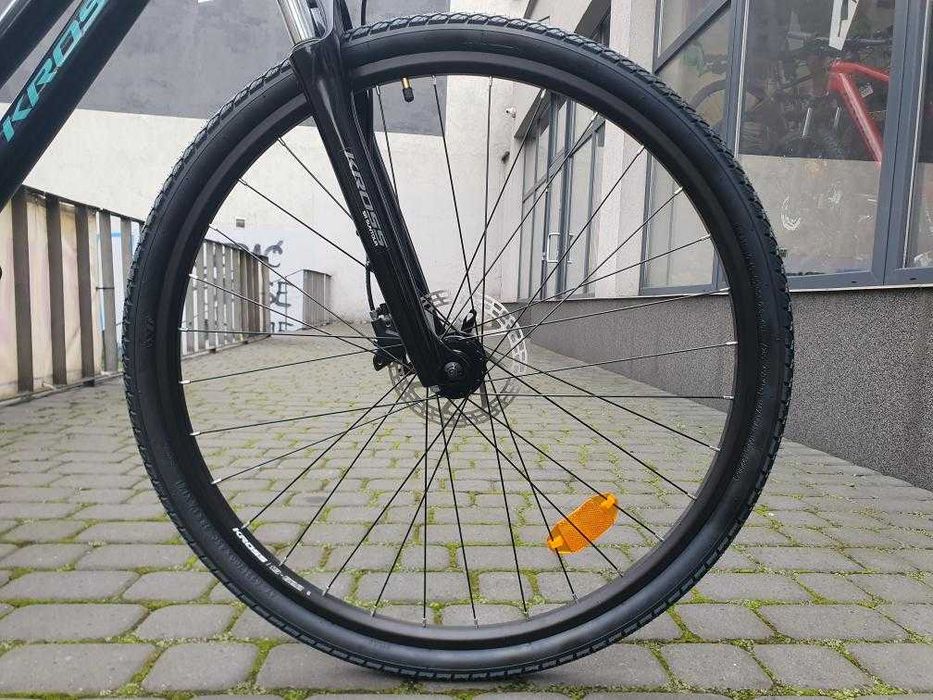 Kross Evado 5.0 damski, Shimano Cues, 28", rozm. M - WYPRZEDAŻ!