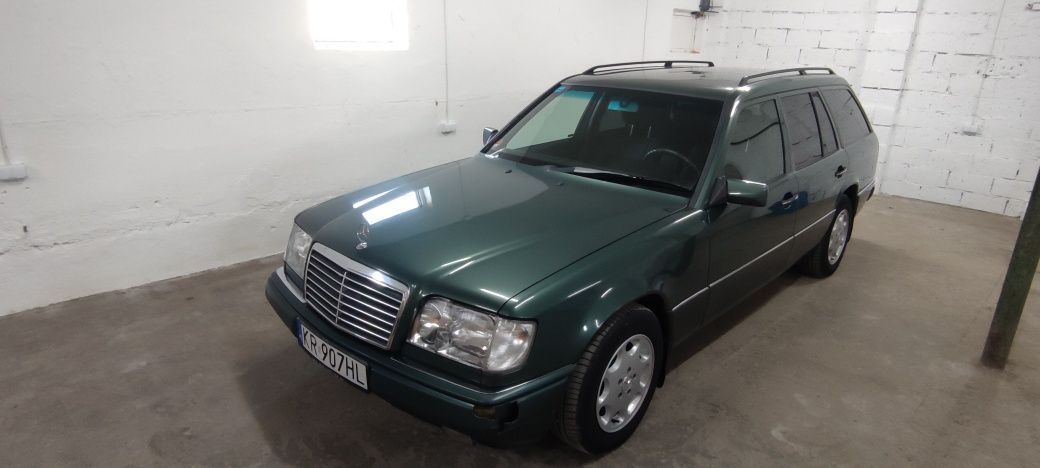 Mercedes-Benz E250TD, W124, S124, 250D kombi