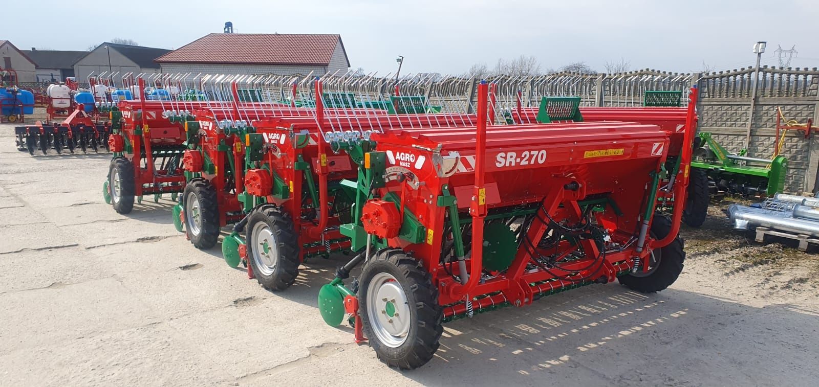 Siewnik zbożowy SR250, SR270  AGROMASZ,  nowy