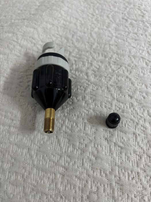 Adaptador de Válvula de ar  SUP (encher insuflável) Nova