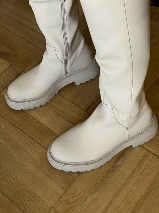 Продам сапоги на товстій подошві