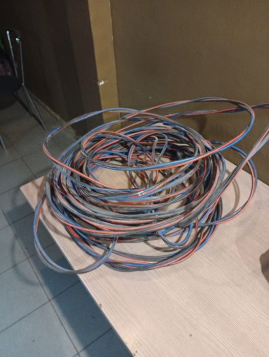 Кабель телефонный 20-25 метров